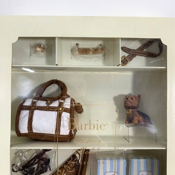 2004 Mattel Barbie Fashion Model Collection NEW YORK YORKIE G8076 NIB - Picture 2 of 9